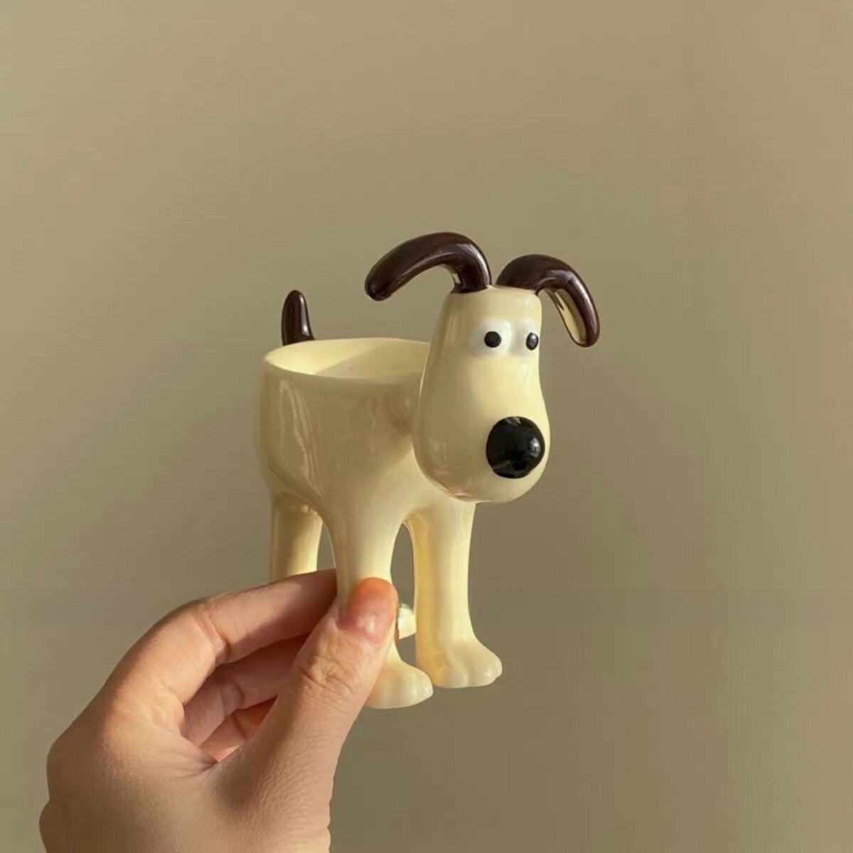 3D Dog-Shaped Ceramic Egg Holder and Decor